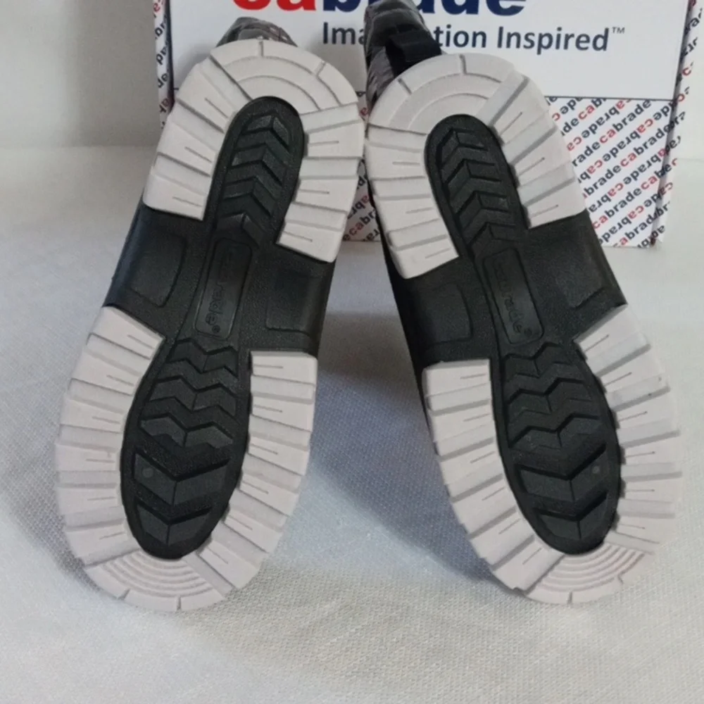 Celosia Girl's Snow Boot: Insulated, deHYDREX Waterproof, Memory Foam